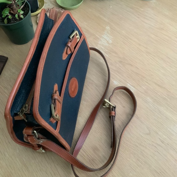 Rare Vintage Dooney and Bourke AWL Crossbody Shoulder Purse Blue With Brown Trim - Picture 9 of 10